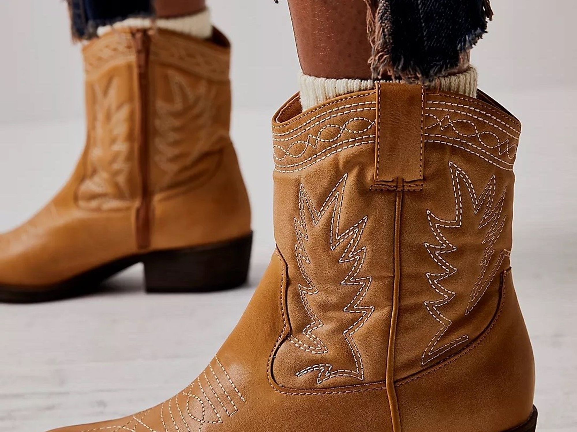 Cowgirl Boots To Embrace Yeehaw-Core - Brit + Co