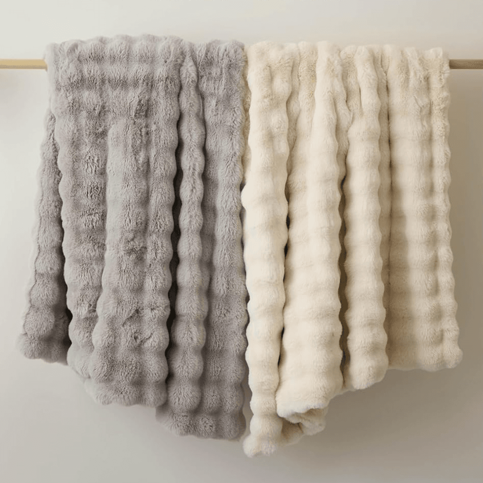 Cozy Earth Bubble Cuddle Blanket