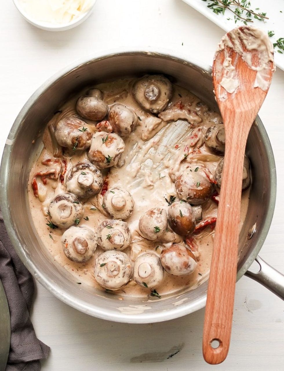 Creamy Mushrooms With Sundried Tomatoes