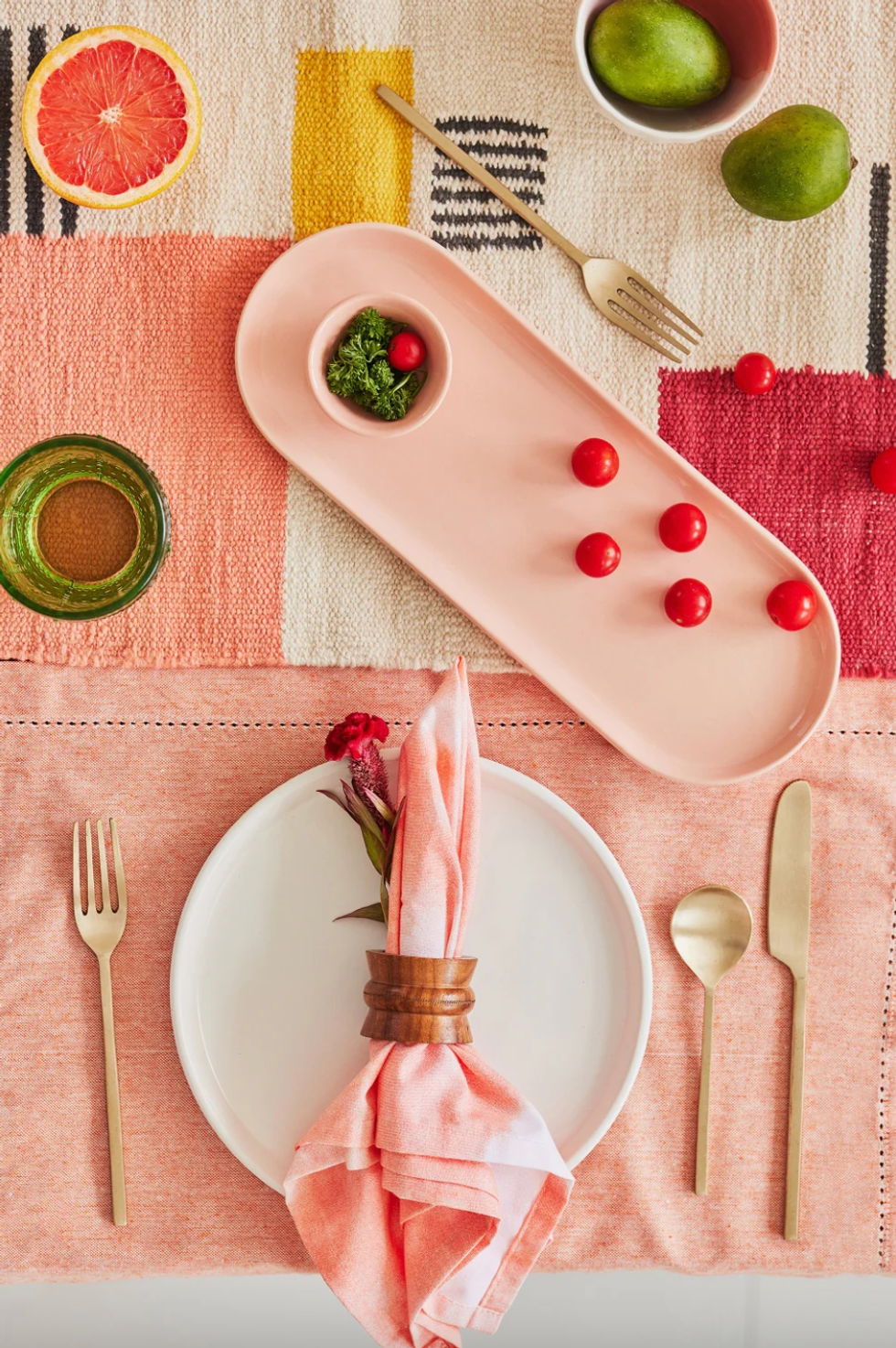 creative table decor pink platter
