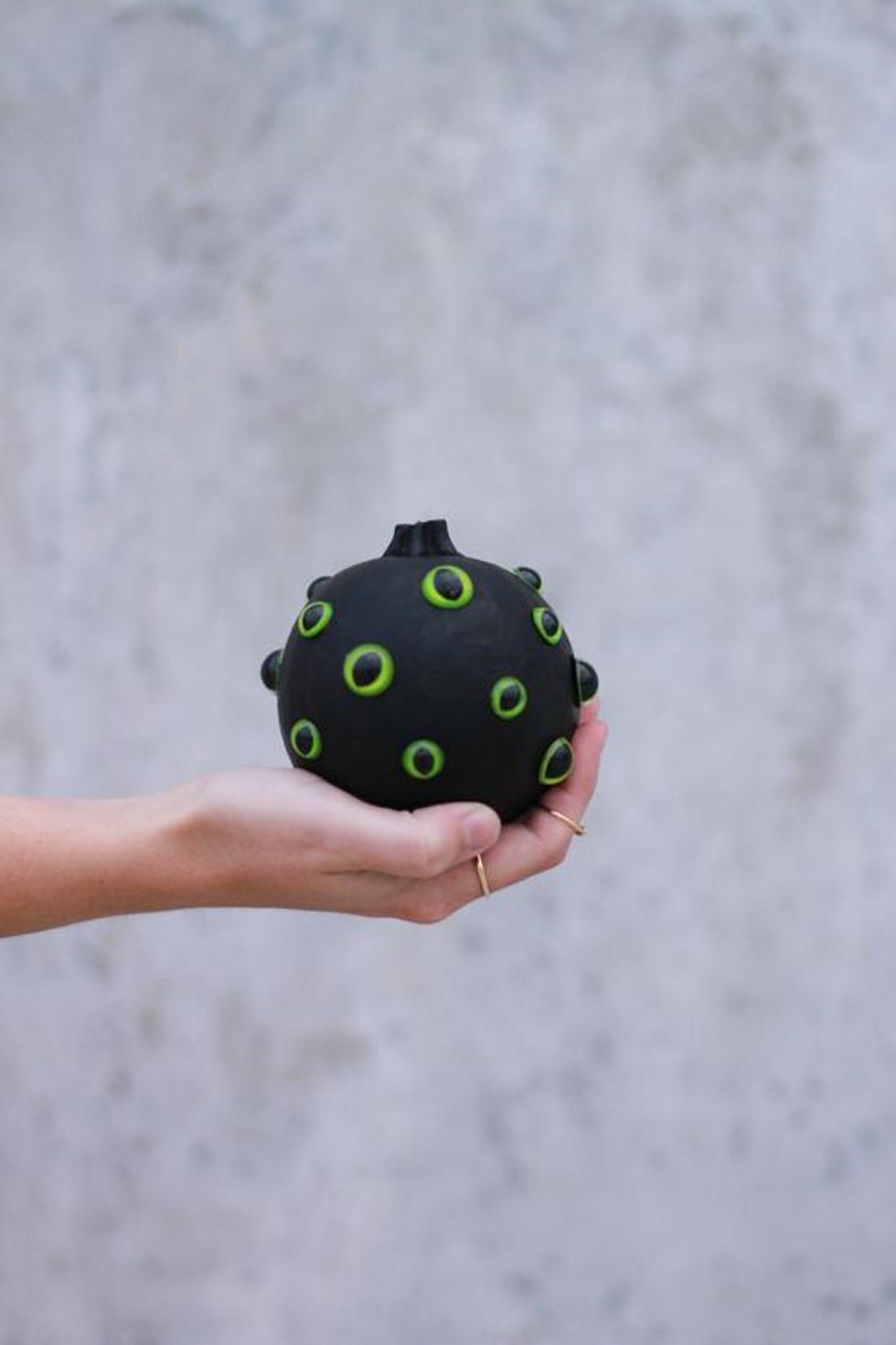 Creepy Cat-Eye Pumpkin