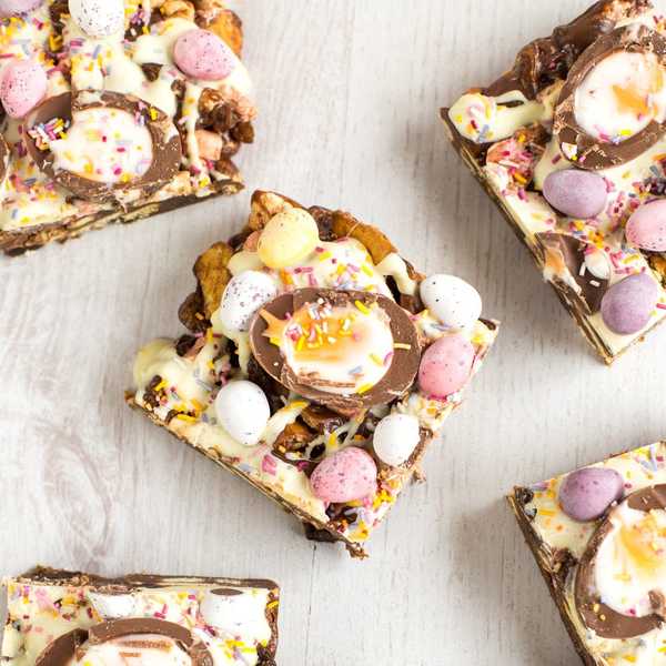 Creme Egg Rocky Road Basrs