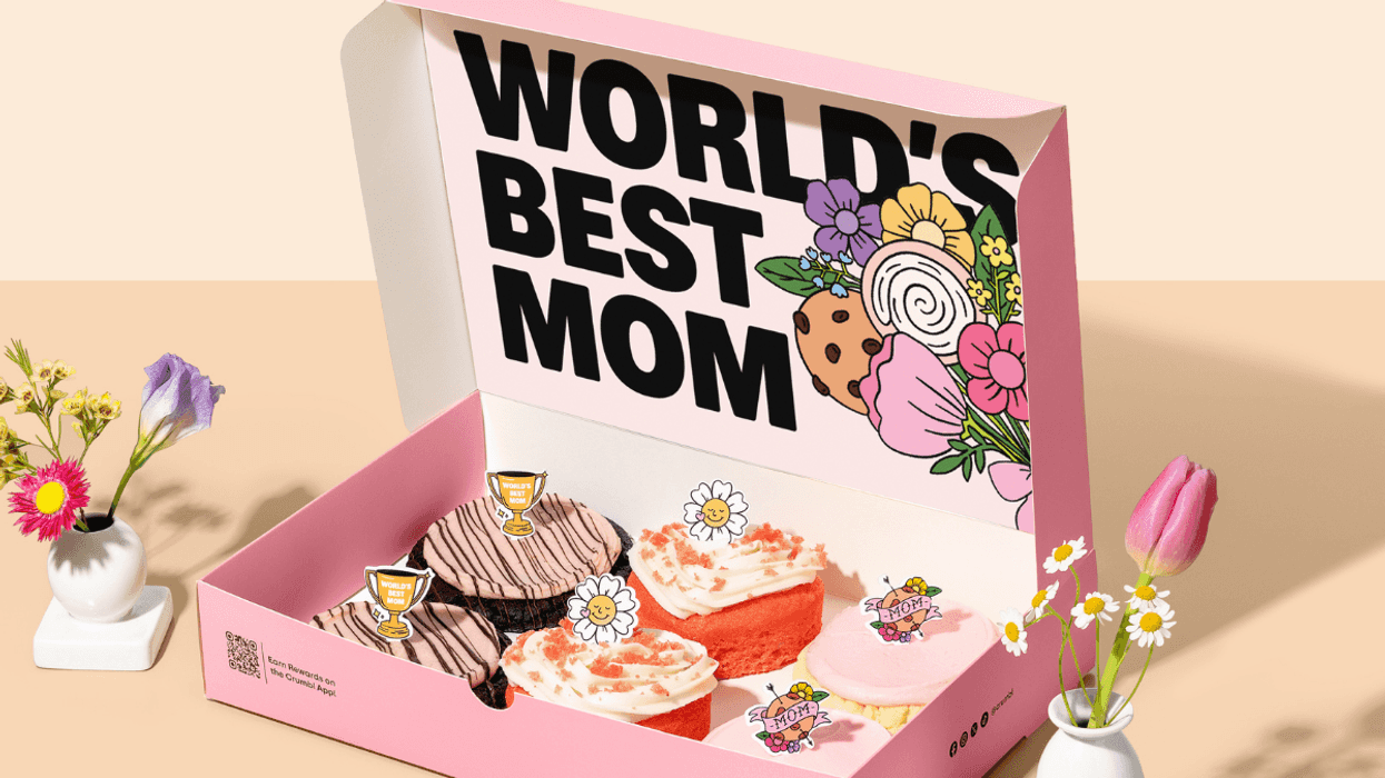 Crumbl Cookies Mother's Day Bundl