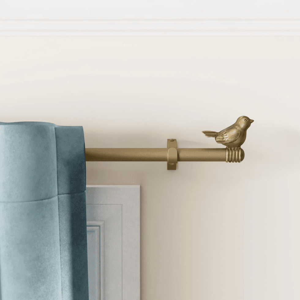 curtain rod