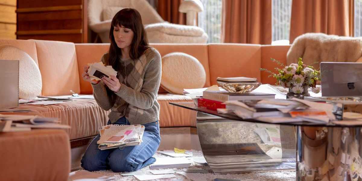 dakota johnson as lowen