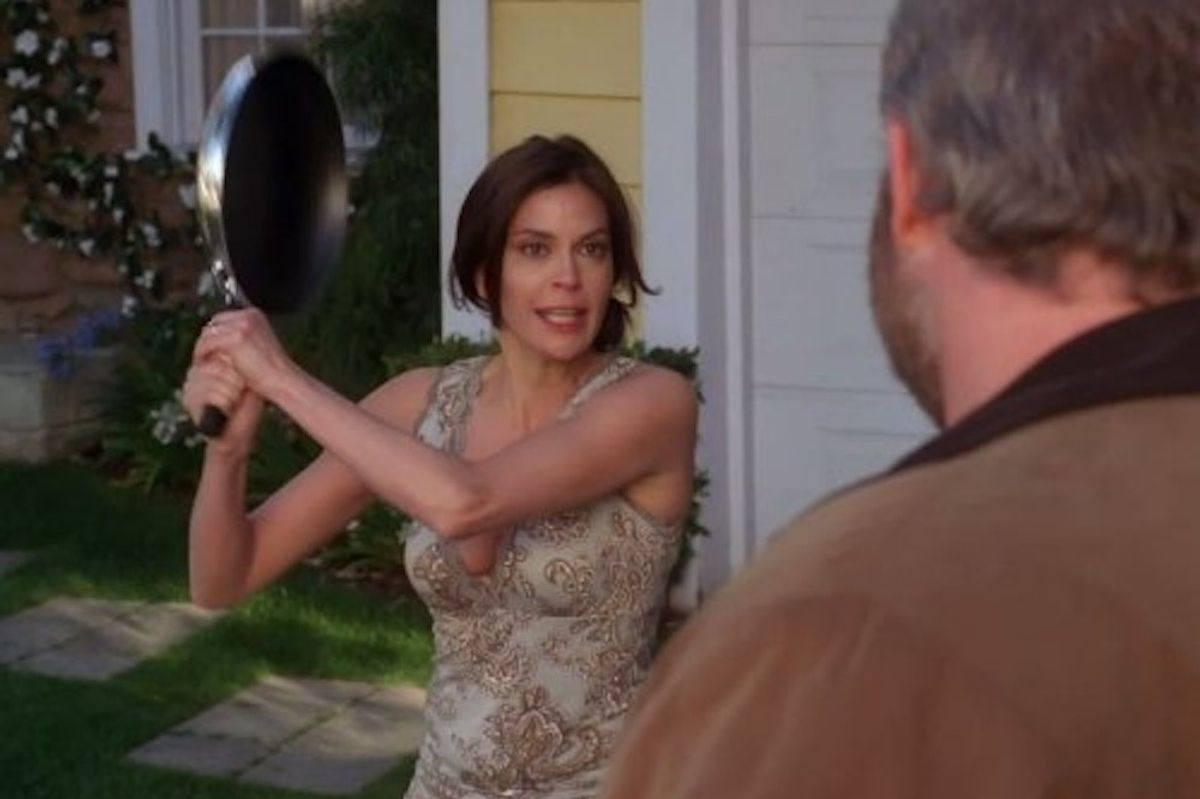 Desperate Housewives shows like the hunting wives