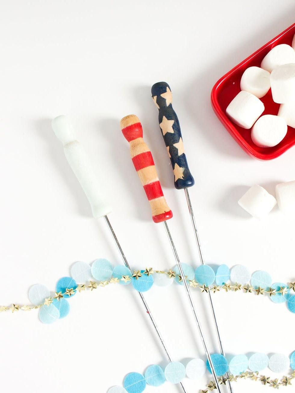 different patterns for the handles of the roasting sticks