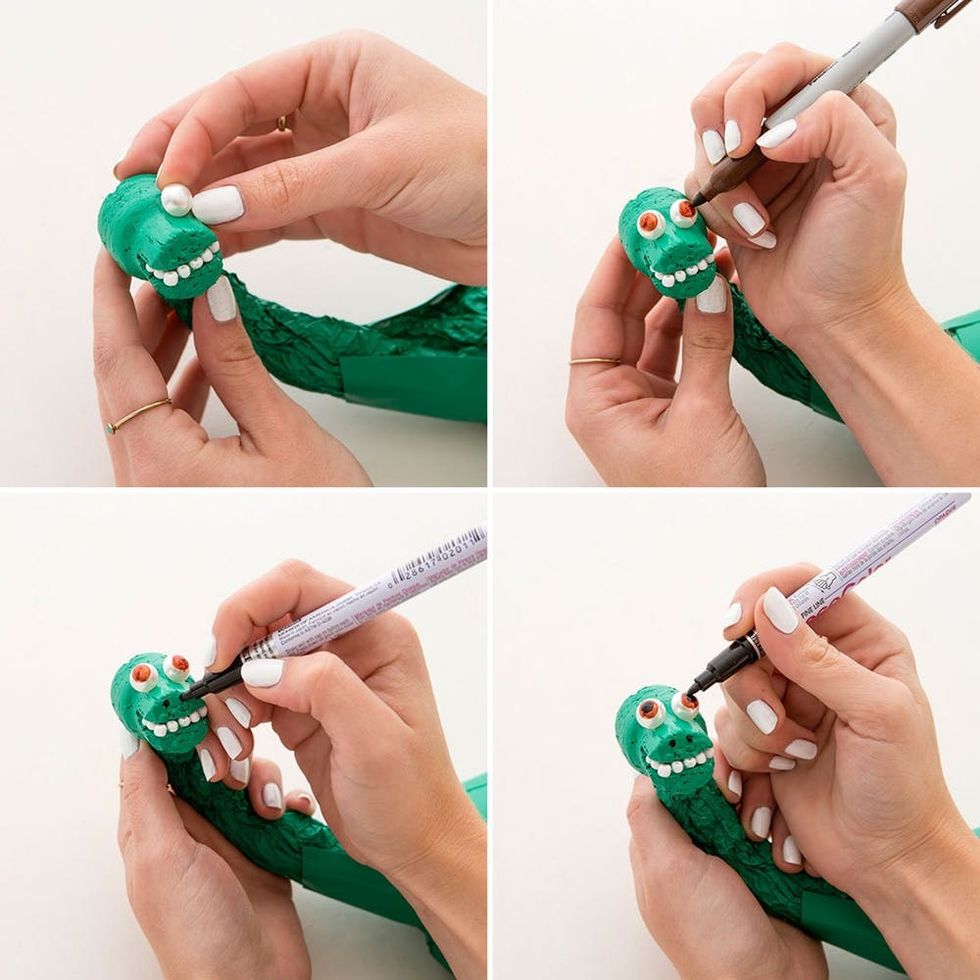 Dinosaur-DIY-process-8