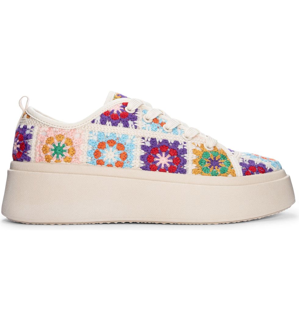 Dirty Laundry Rambling Crochet Platform Sneaker