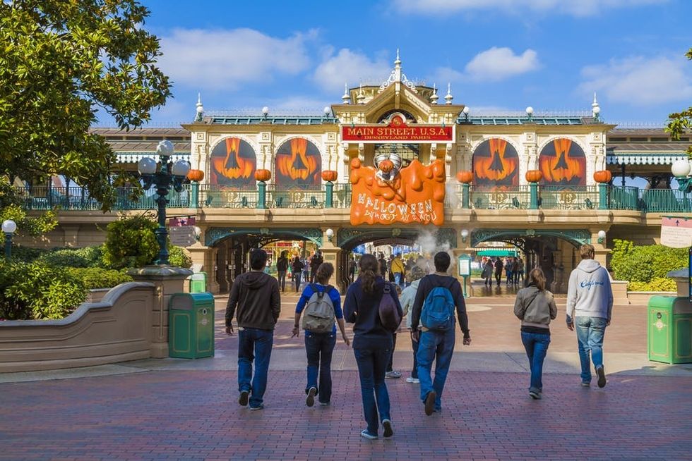 DISNEYLAND RESORT PARIS, PARIS, ILLE DE FRANCE, FRANCE - 2008/10/10: Entrance to the Disneyland Resort Paris theme park decorated for Halloween. (Photo by Pawel Libera/LightRocket via Getty Images)