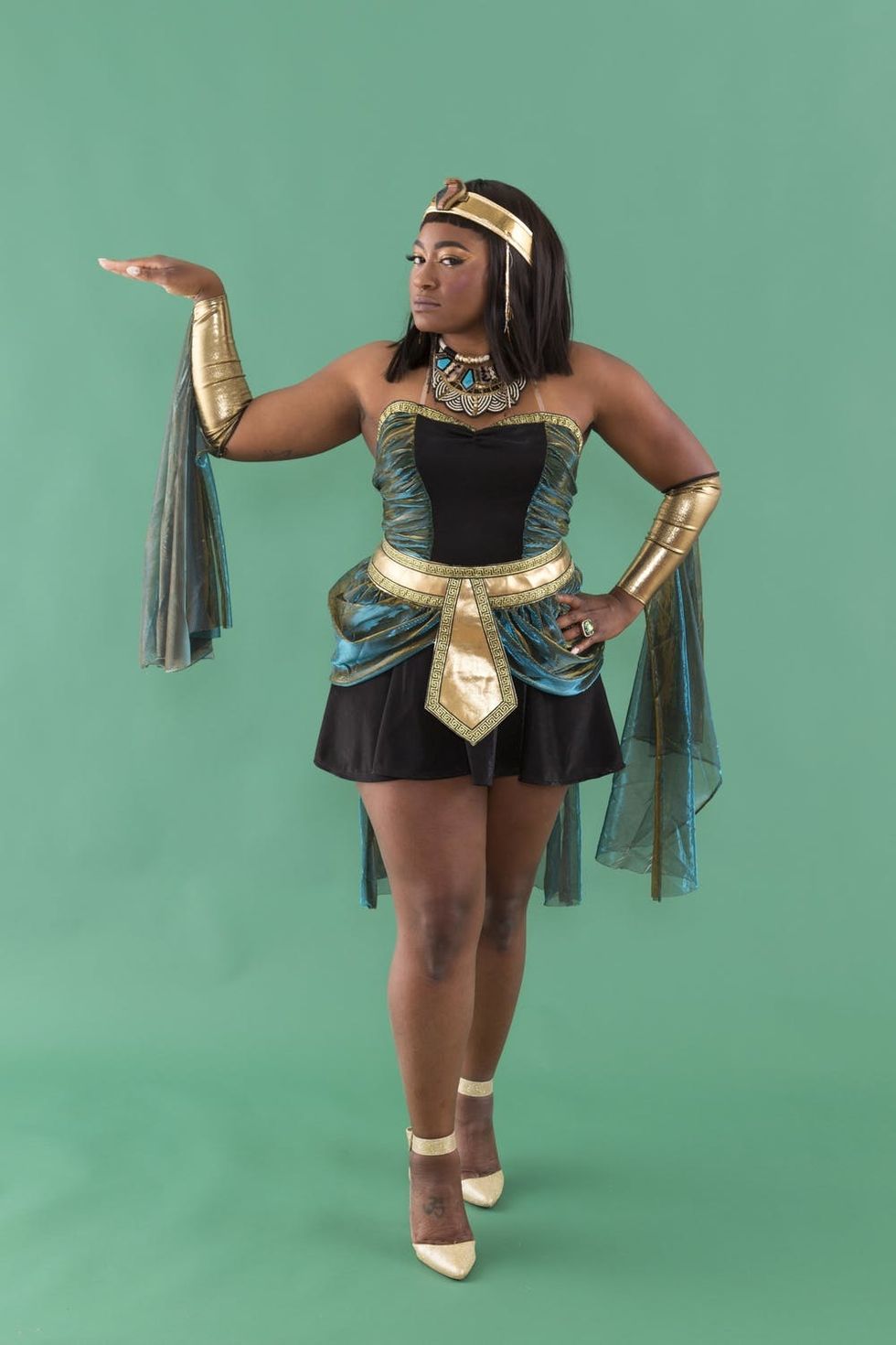 DIY Beginner Cleopatra Halloween Costume