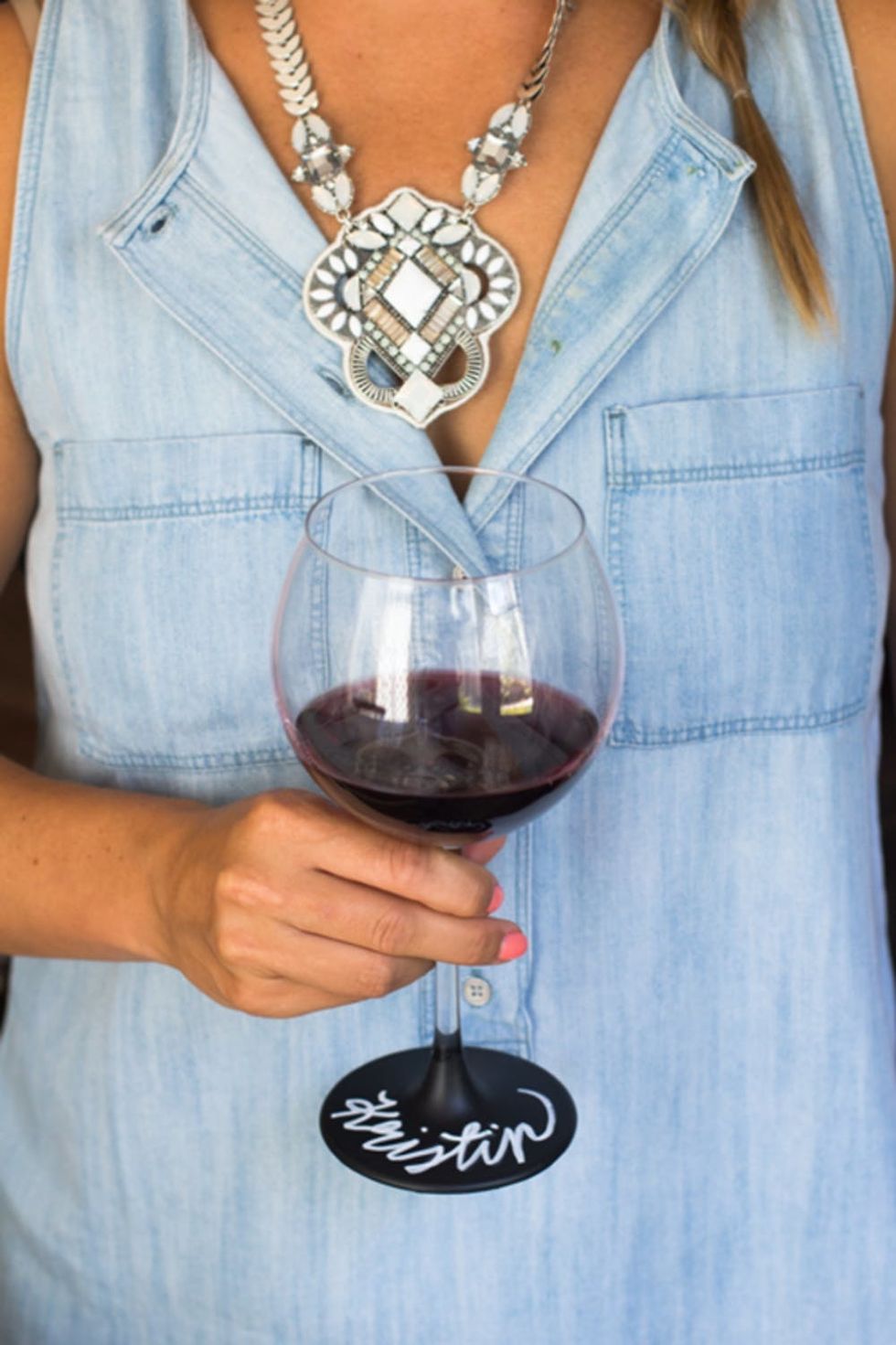 DIY Chalkboard Wine Glasses