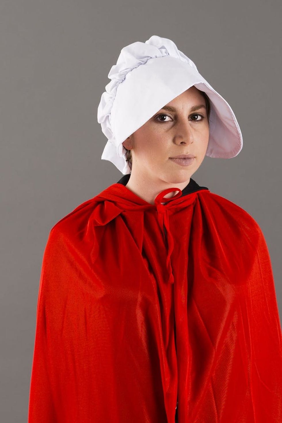 DIY Handmaid's Tale Costume
