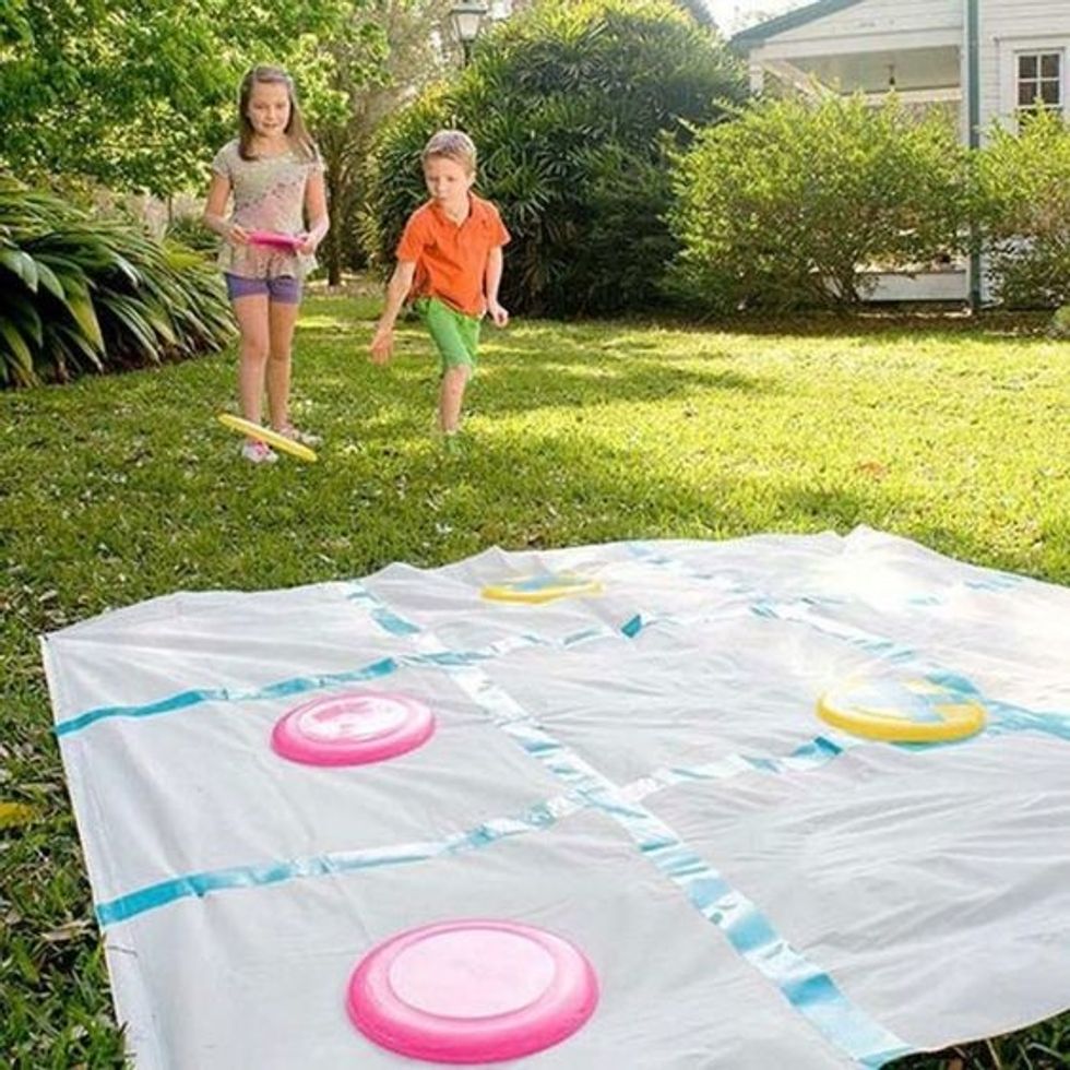 diy lawn-sized tic tac toe game