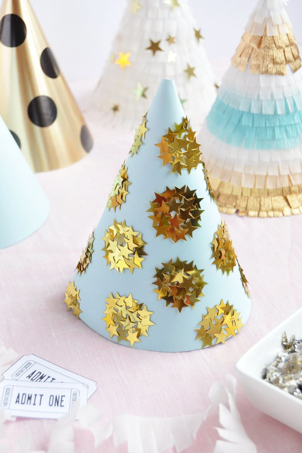 DIY Oscars Party Hats