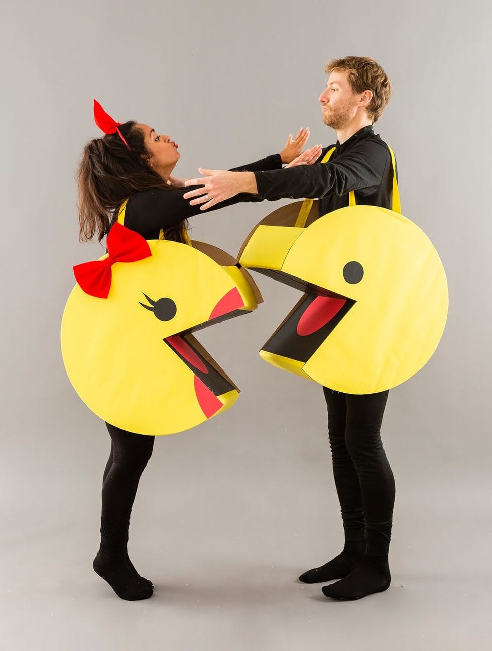 DIY Pac-Man Family Halloween Costume