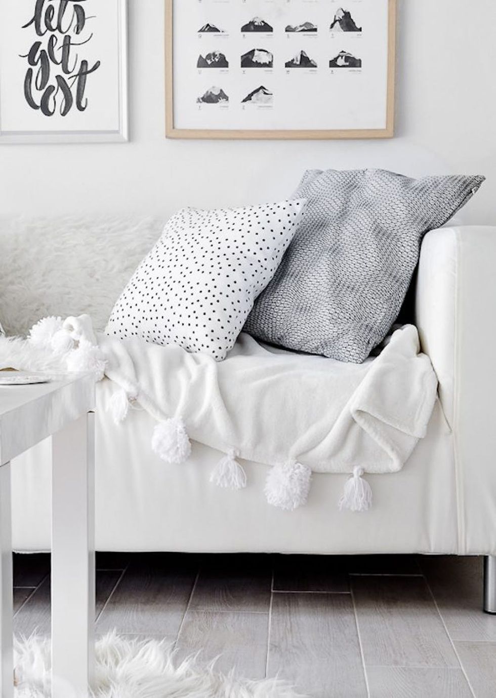 diy-pom-pom-blanket-passionshake-2-1-of-1