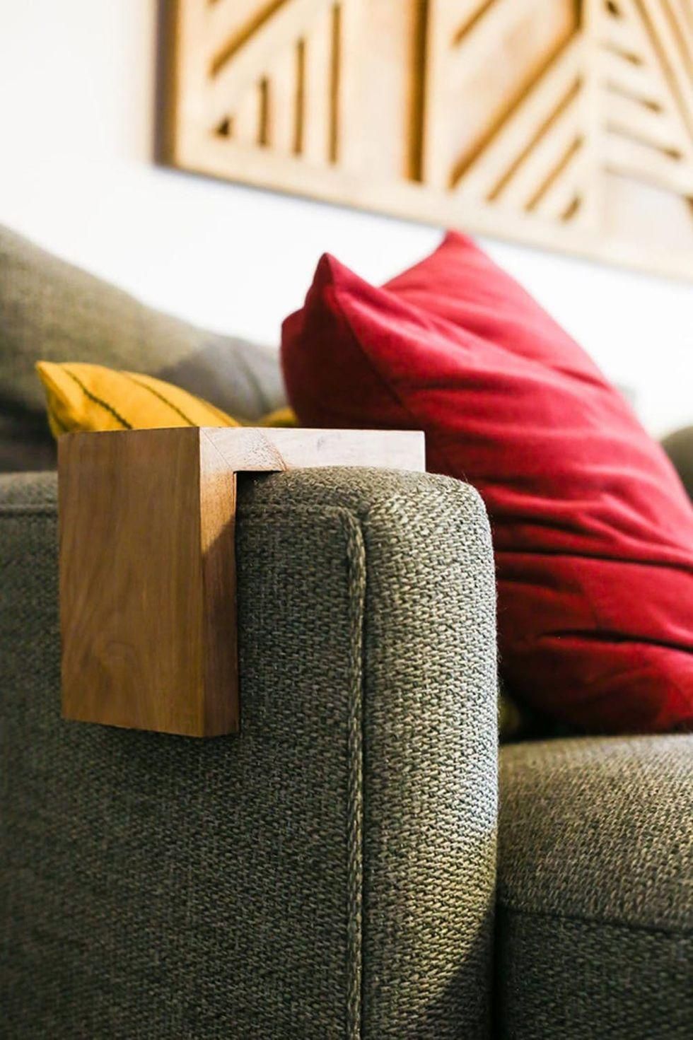 DIY Sofa Arm Table DIY Wood Projects