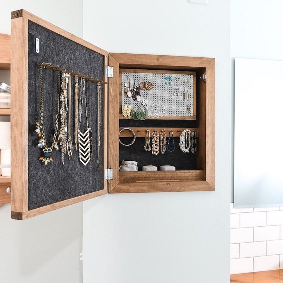 DIY Wall Jewelry Organizer