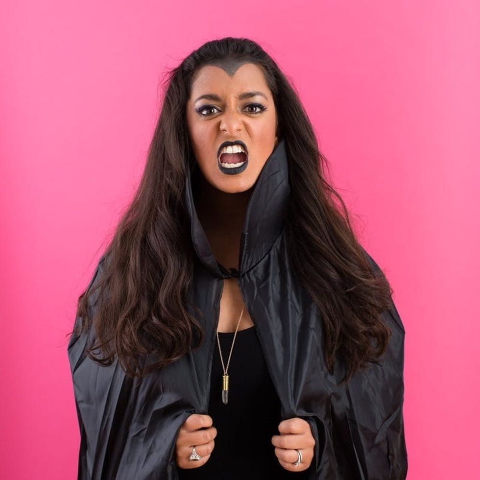 DIY Women's Vampire Halloween Costume