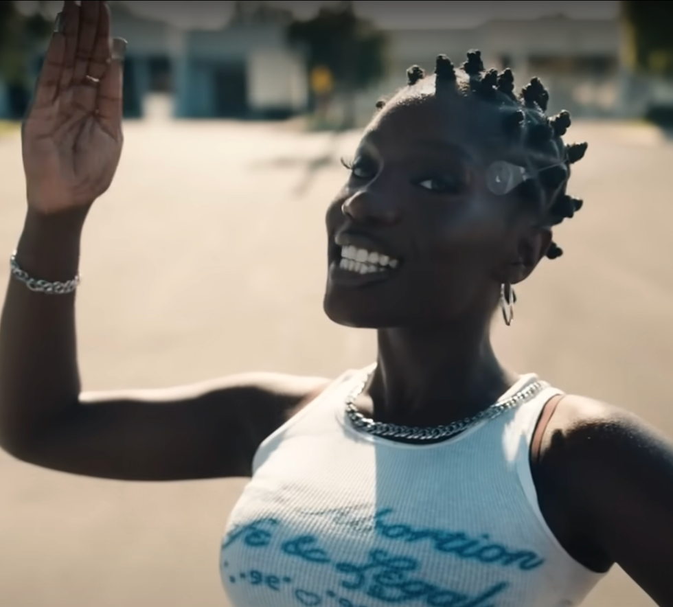 doechii in the "nissan altima" music video