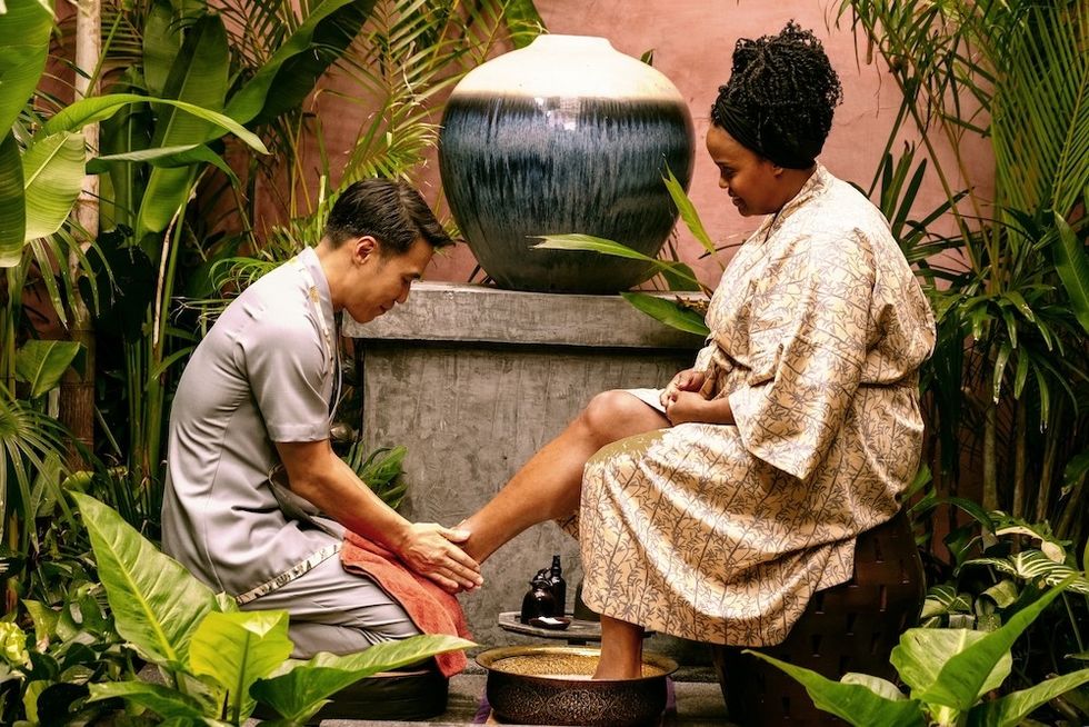 Dom Hetrakul, Natasha Rothwell