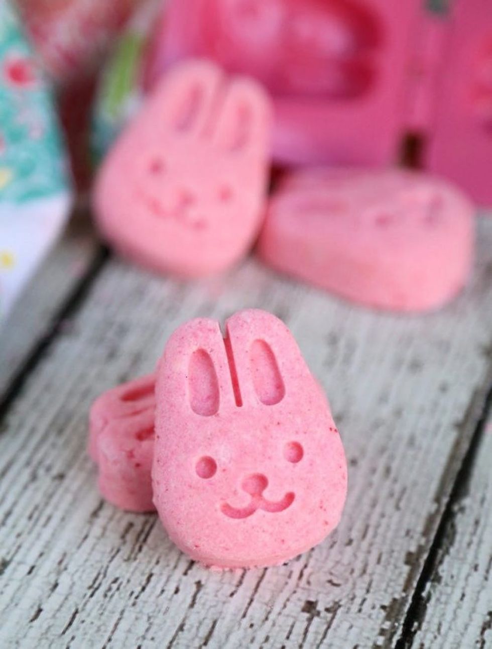 Easter-Bath-Bombs