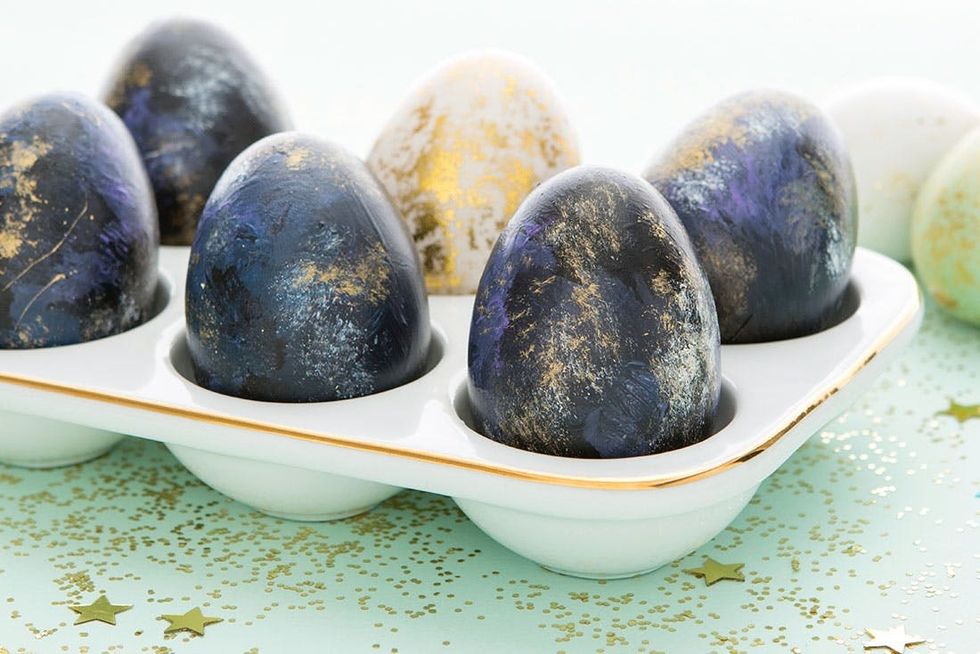 Easter_Kelly_Painted_Eggs_09