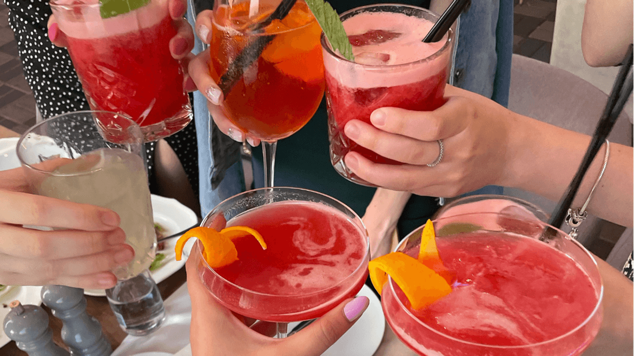 Easy and healthy cocktail mixers under $20 include shopper favorite brands like Craftmix, Margaritaville, and SAYSO.