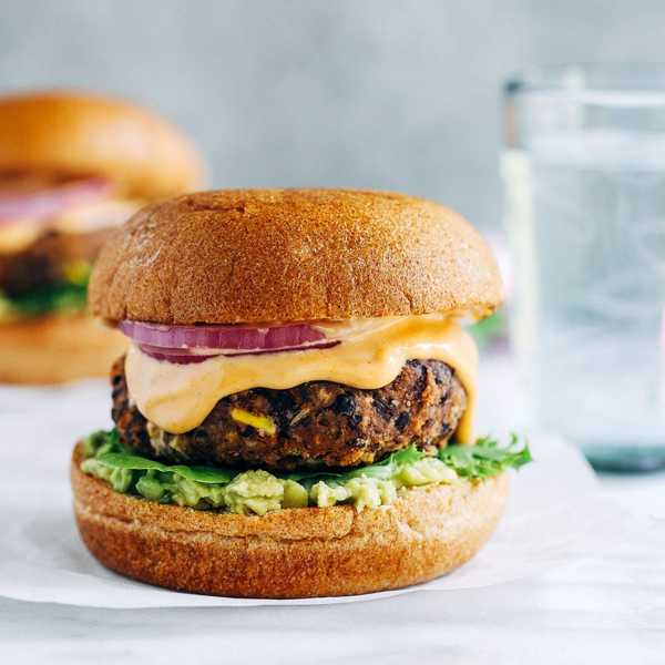 Easy Black Beans Burgers