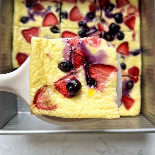 Easy Breakfast Yogurt Bake