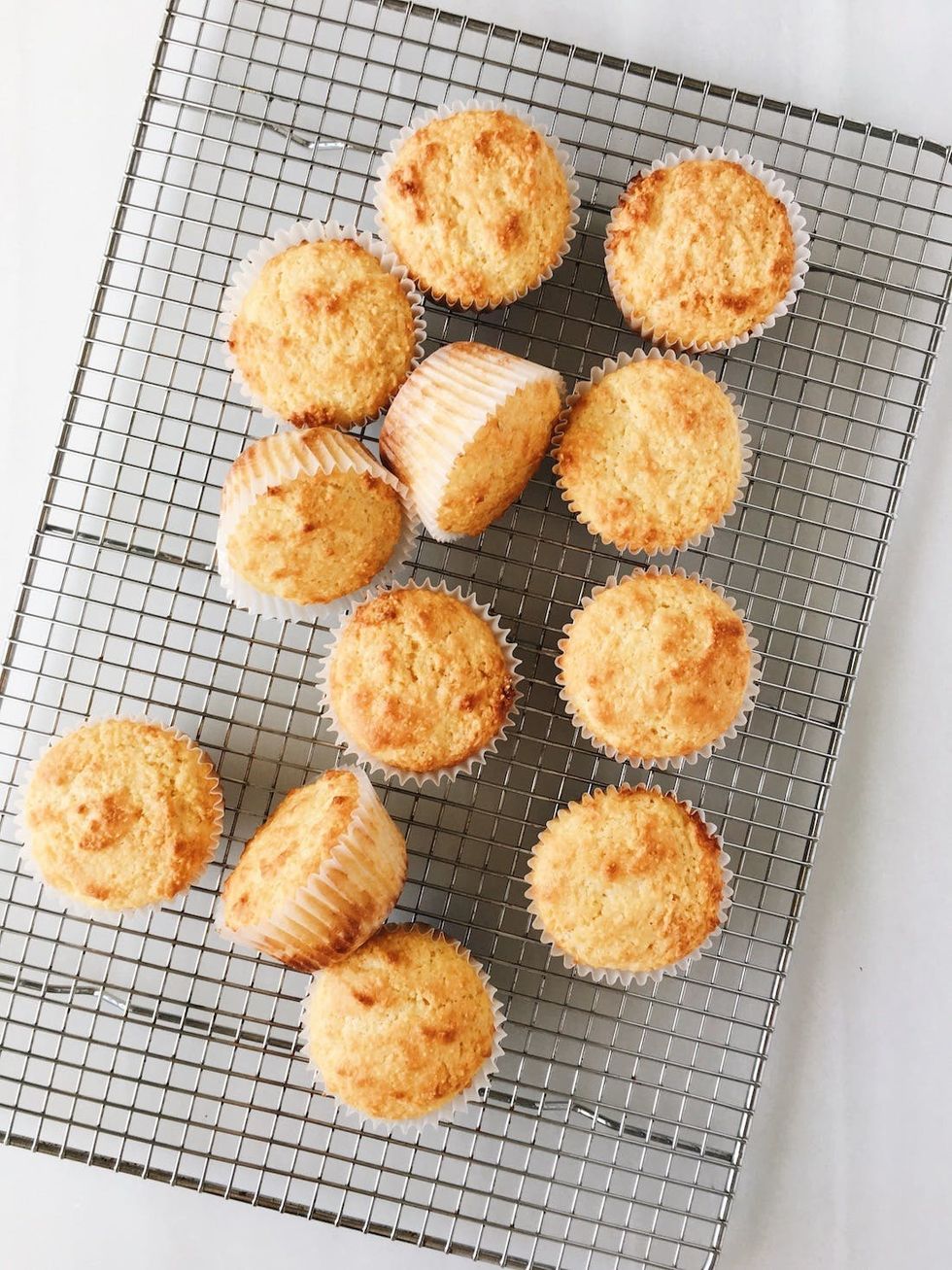 Easy Buttermilk Cornbread Muffins