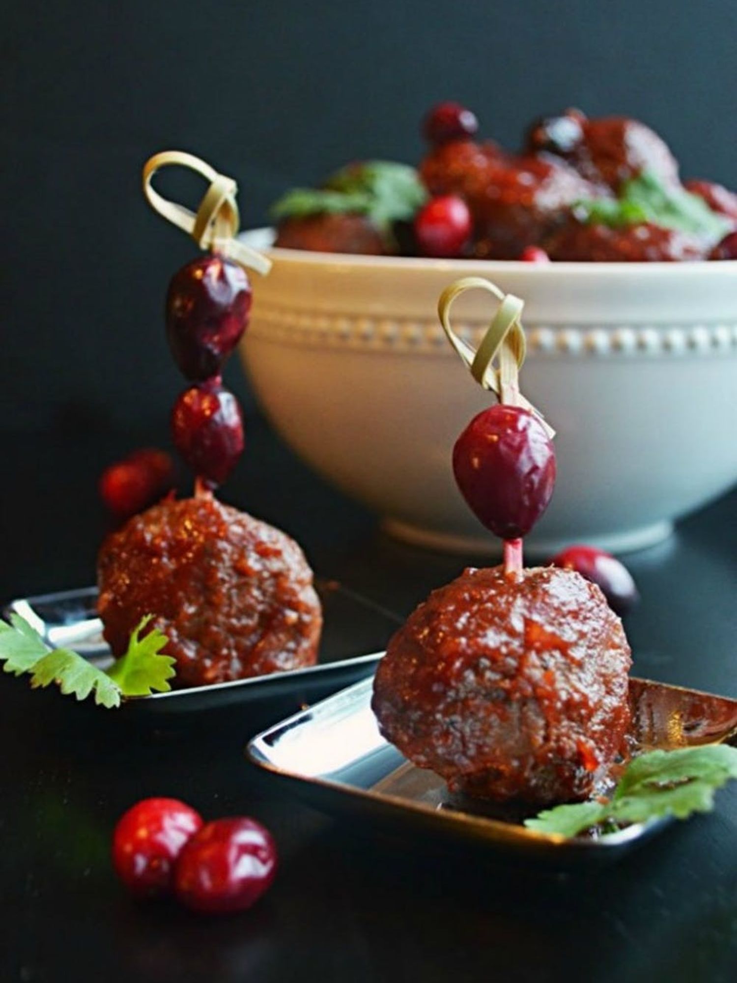 Easy Cranberry Chipotle Cocktail Meatballs