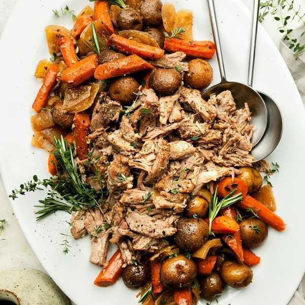 Easy Crock Pot Pork Roast