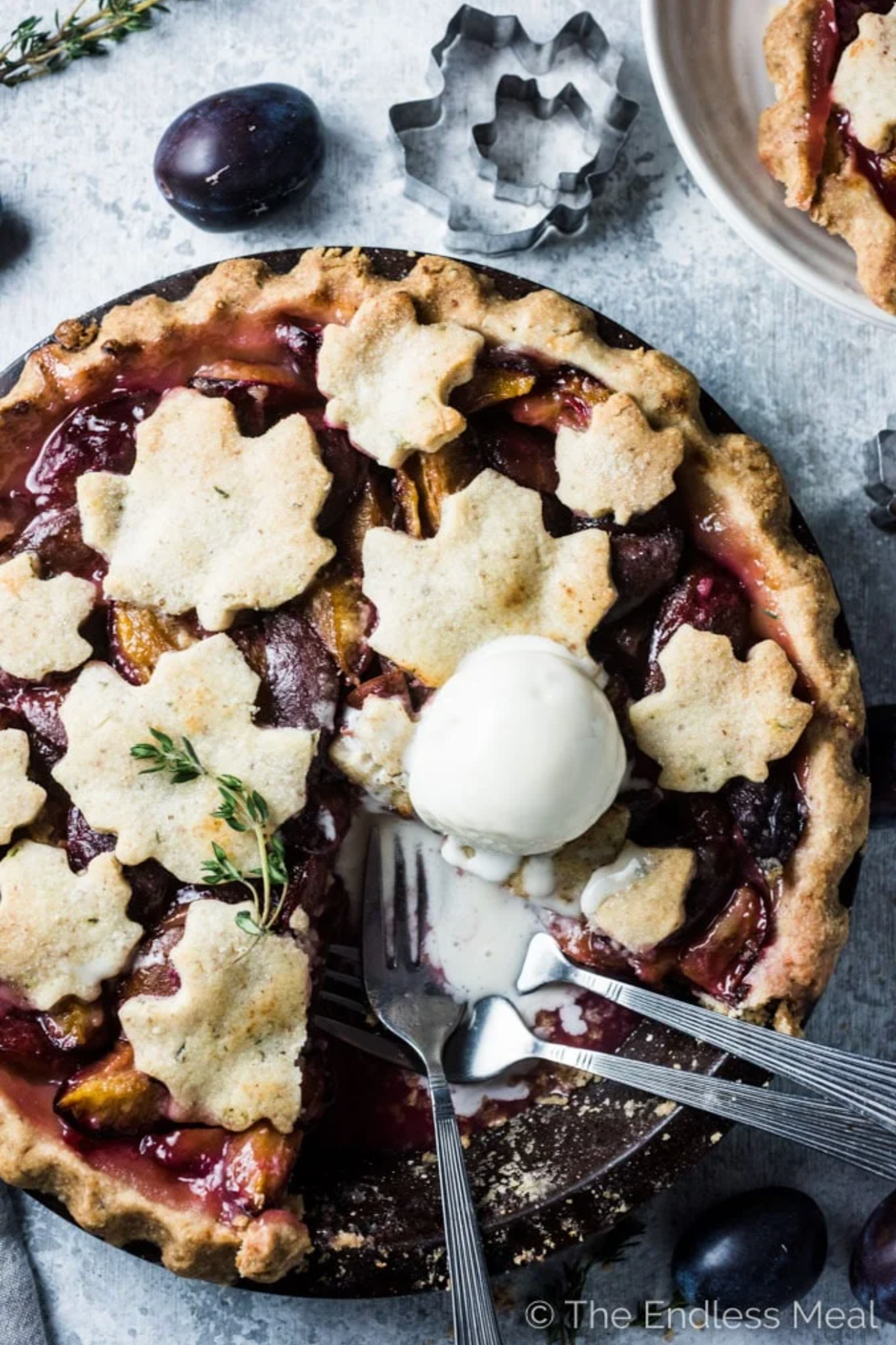easy plum pie