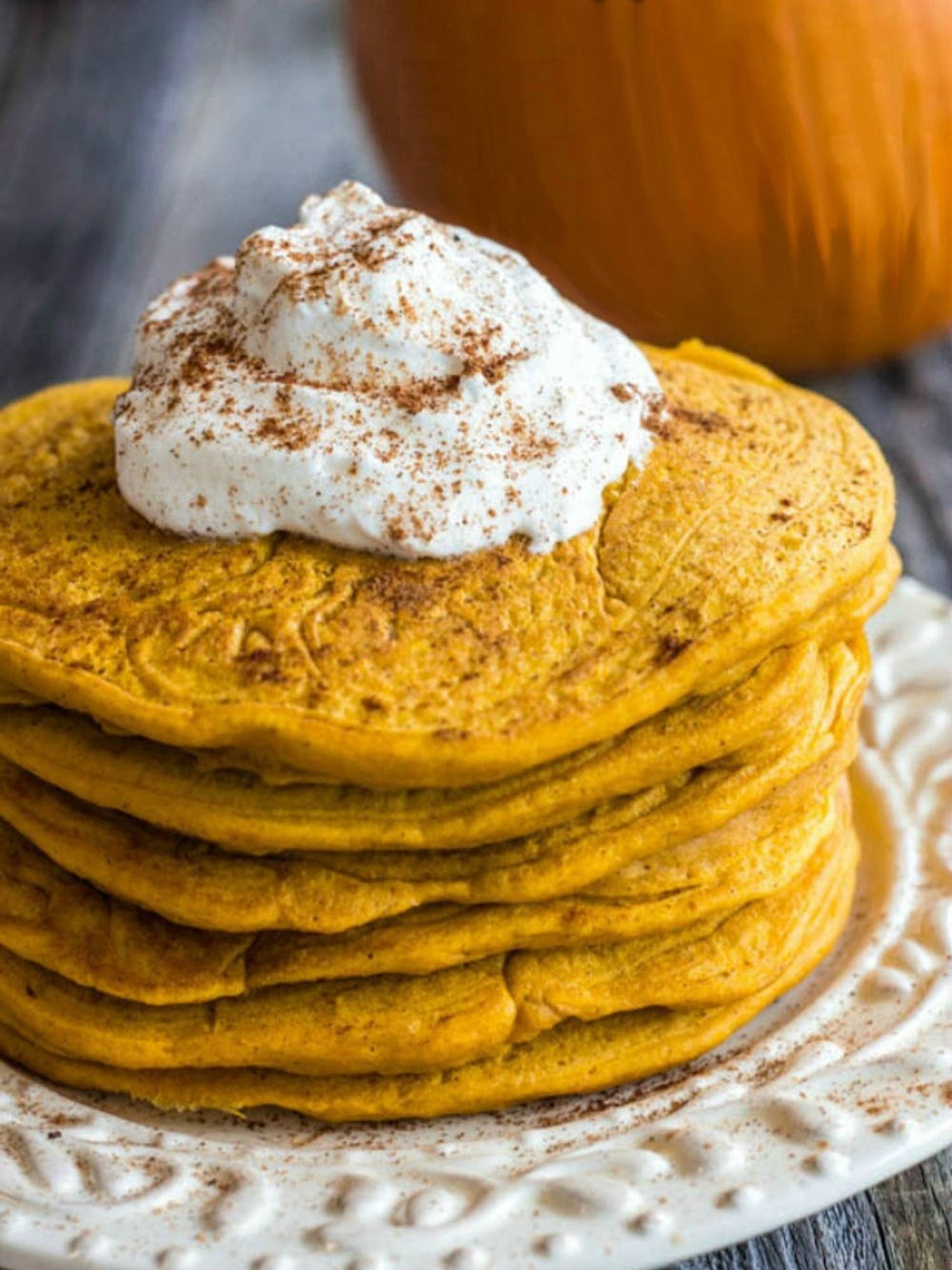 Easy Pumpkin Spice Pancakes