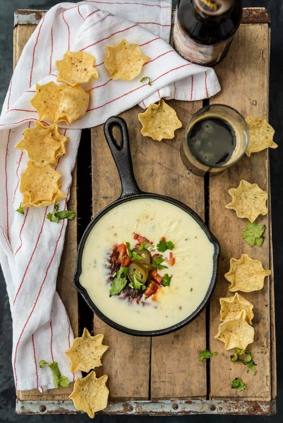Easy Restaurant Style White Queso