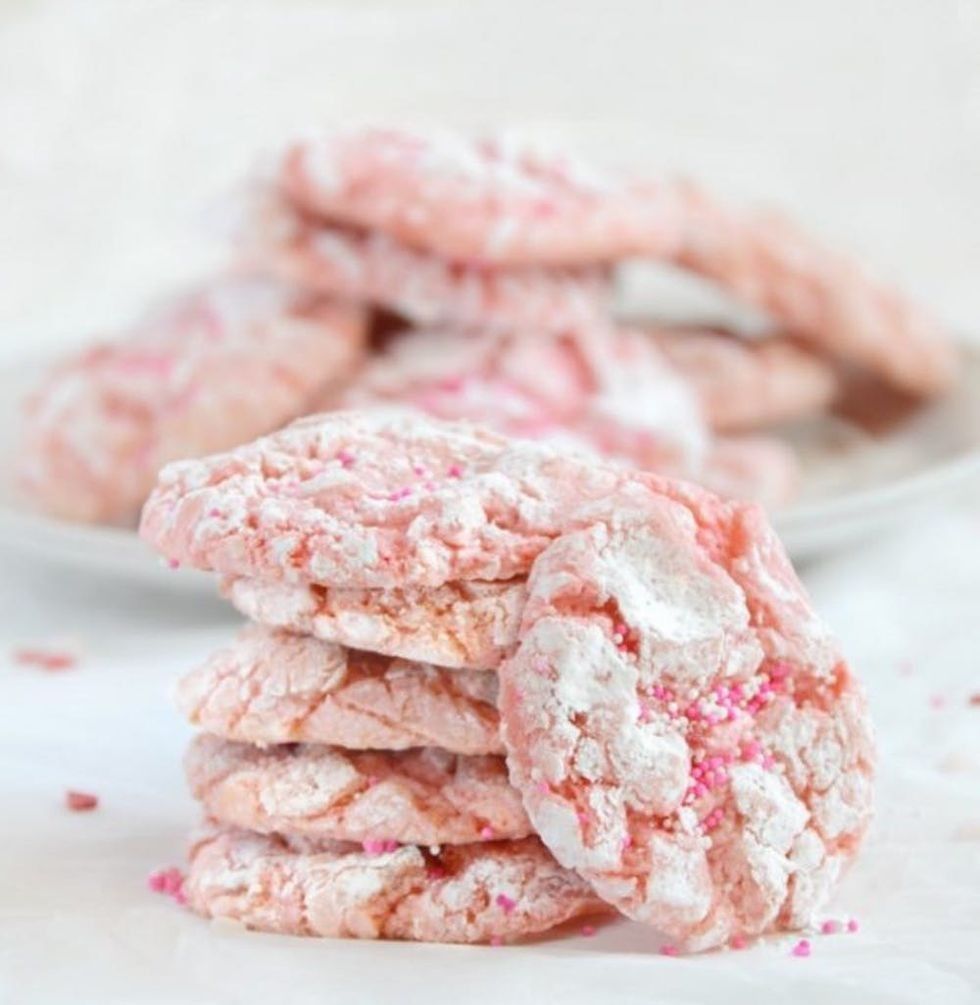 Easy Strawberry Crinkle valentines cookies
