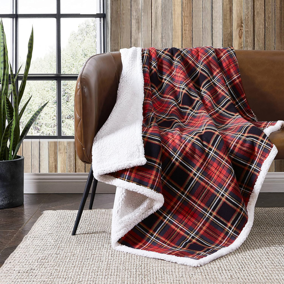 Eddie Bauer Sherpa & Brushed Fleece Blanket