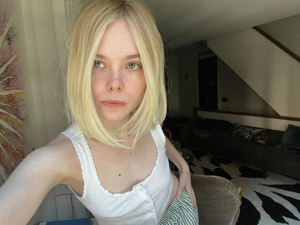 Elle Fanning Makeup-Free Selfie
