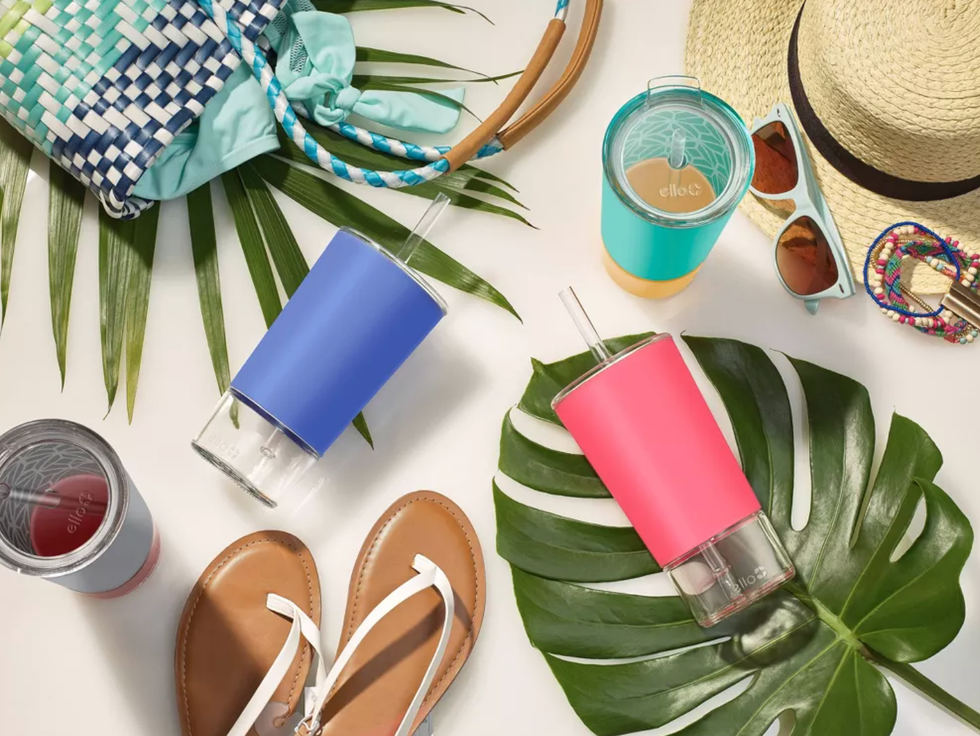 Ello Tidal 20 oz Glass Tumbler with Lid