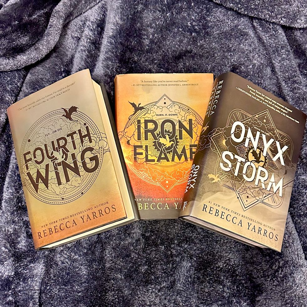 empyrean series rebecca yarros