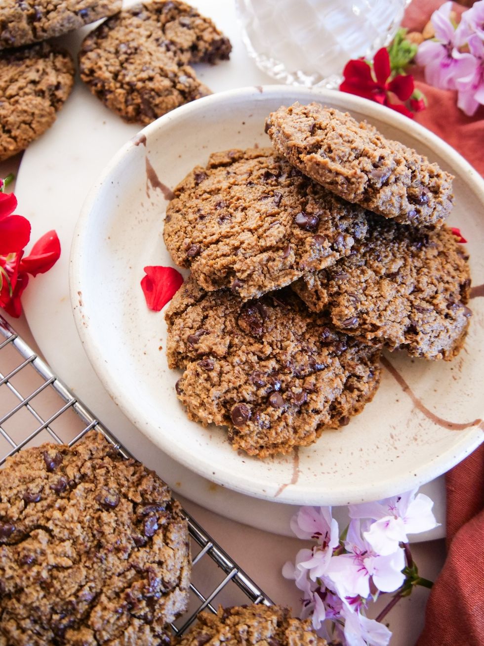 espresso almond cookies
