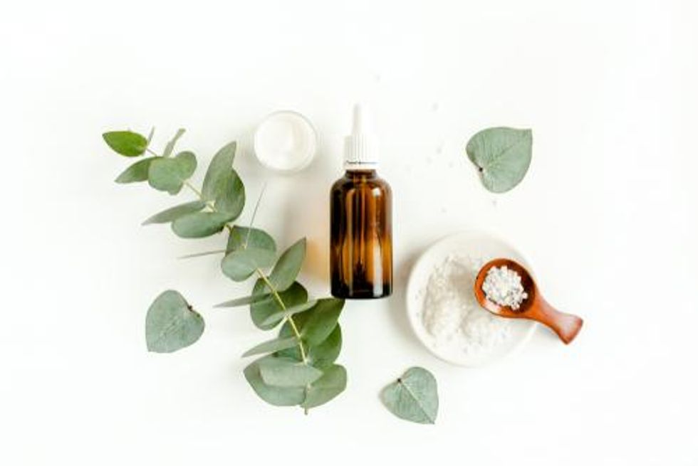 Eucalyptus and Vanilla Bath Salts
