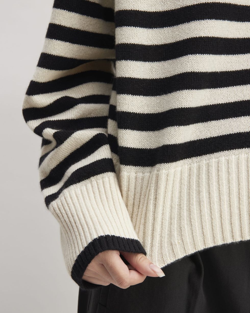 Everlane The Cashmere Boxy Crew Sweater