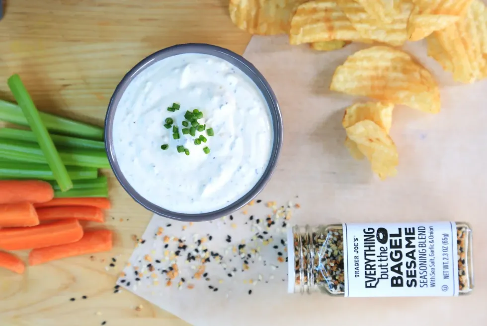 everything bagel seasoning uses