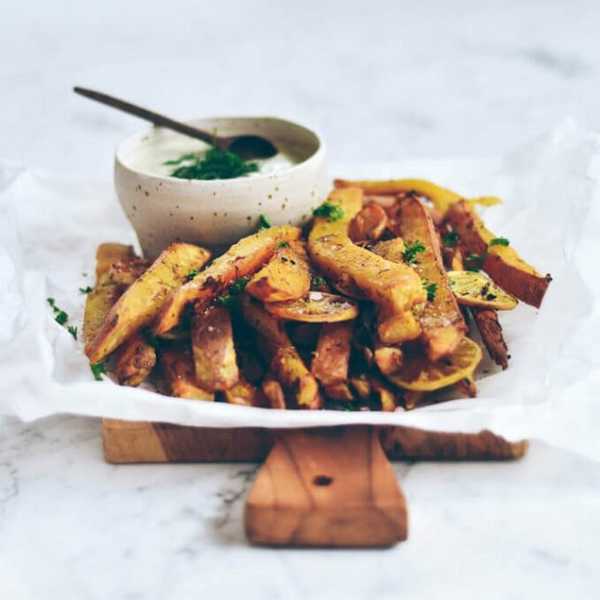 Extra Crispy Garlic Lime Sweet Potato Fries