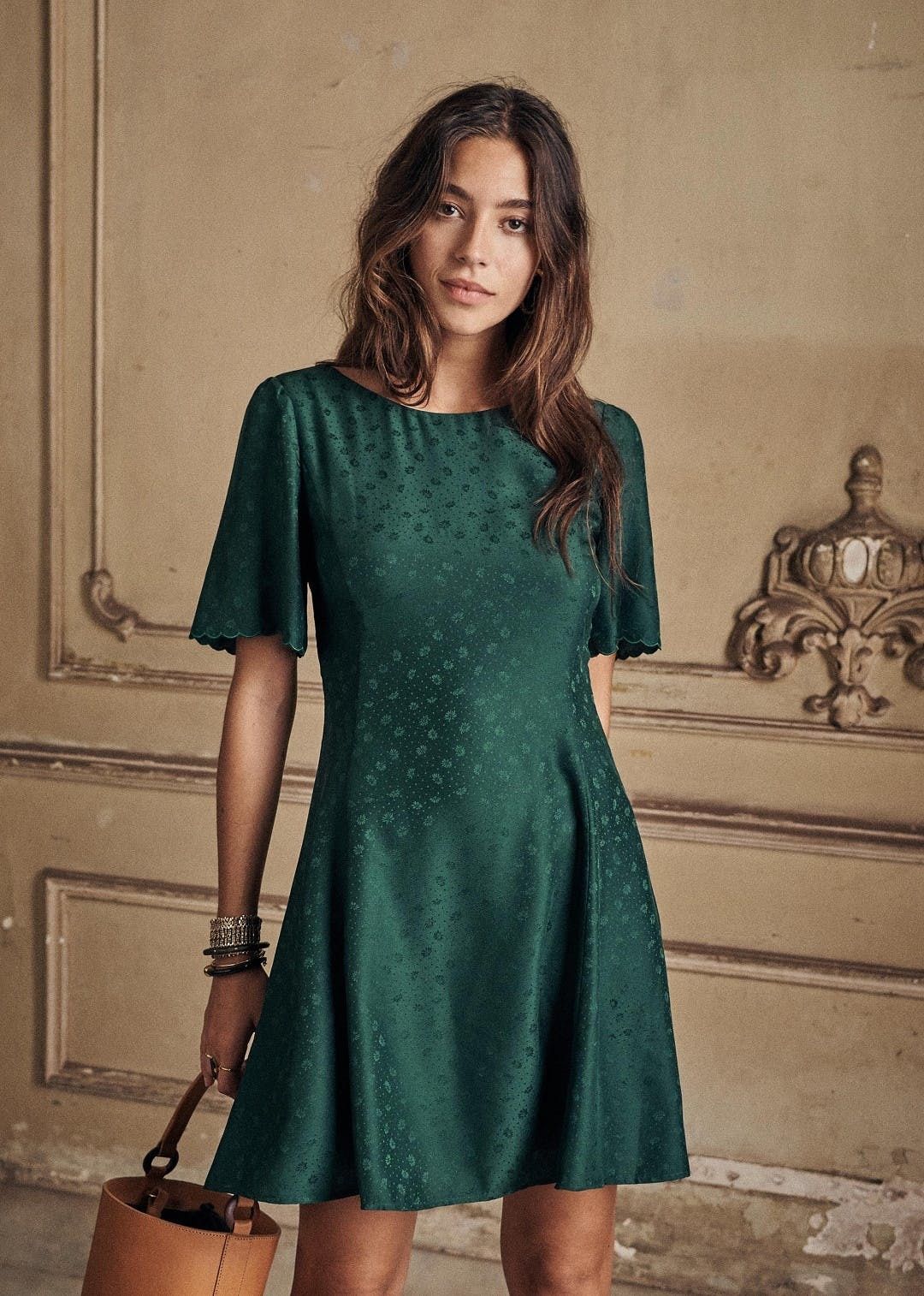 16 Wedding Guest Outfits for Babes With 