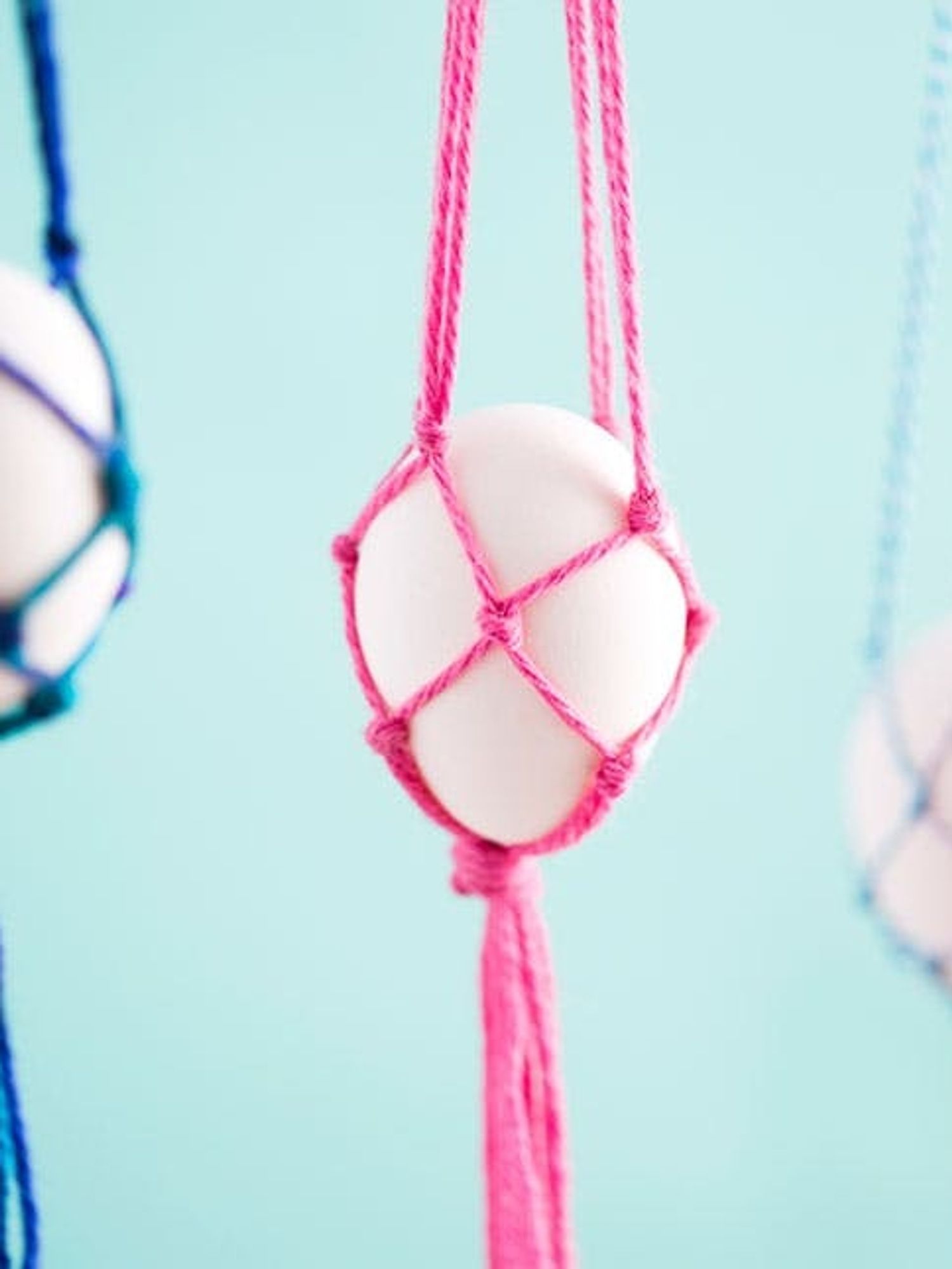 Macra Make These Hanging Easter Egg Baskets In Just 10 Minutes Brit Co macra-make-these-hanging-easter-egg-baskets-in-just-10-minutes-brit-co