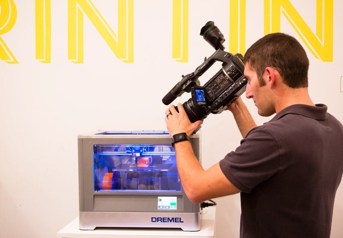 BehindtheScenes Meet the Dremel Idea Builder 3D Printer! Brit + Co